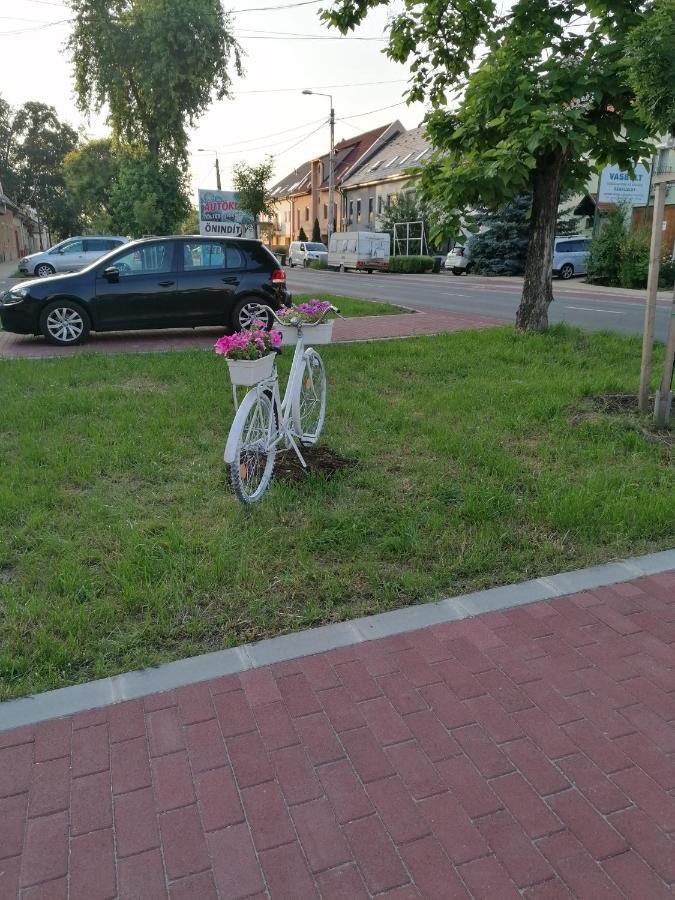 Kertész Vendégház Eger Extérieur photo